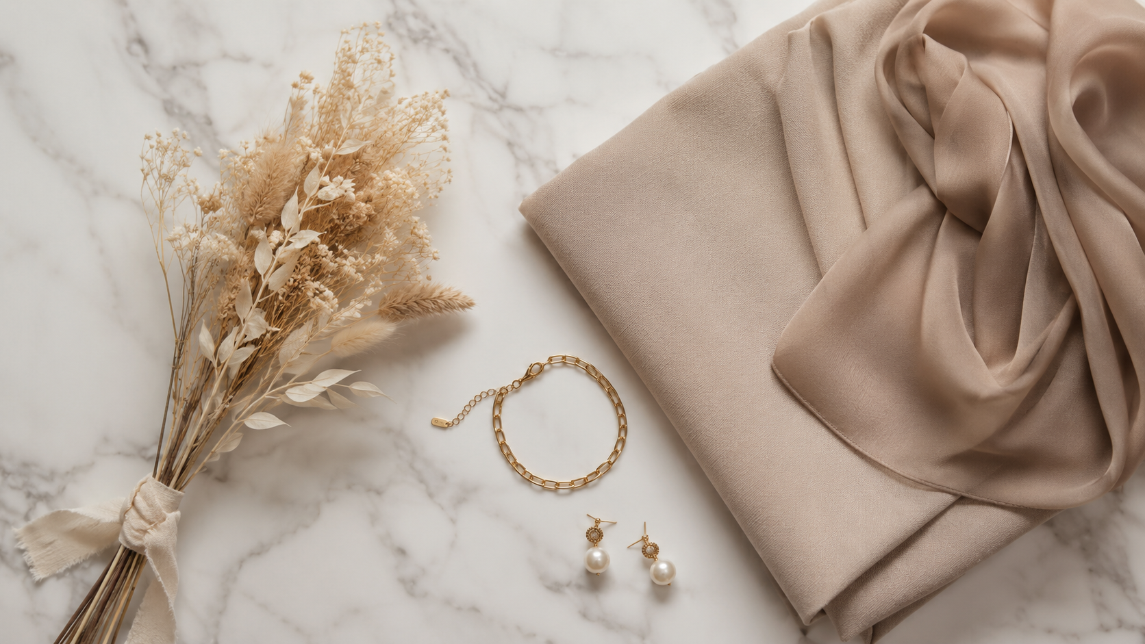 Comment porter l'abaya avec style en 2026 : le guide complet pour la femme moderne
