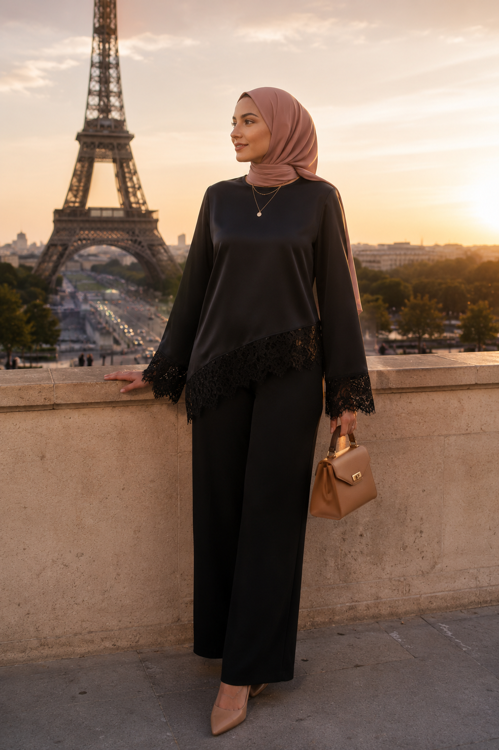 Haut Élégant Dentelle Patchwork Lacets — Manches Longues | Blanc, Noir | Style Modest Chic